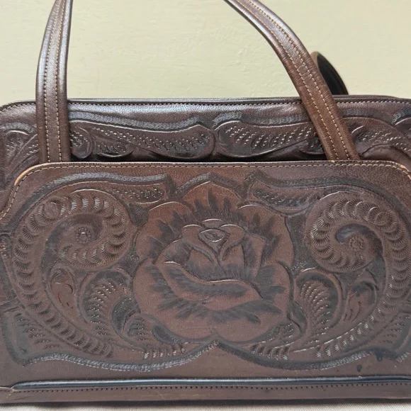 Vintage Mexican Tooled Leather Purse Mayan Calendar and Flowers - Picture 3 of 12